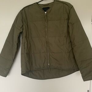 Everlane renew puffer in size XXS, fits oversized